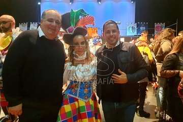 Presentación de Los Nietos de SaryMánchez en Vecindario (Fotos 1-48.Reportaje de Francisco J. Santana) el pasado domingo y esta noche en Telde (Foto 49-122. Reportaje de Antonio Alí).